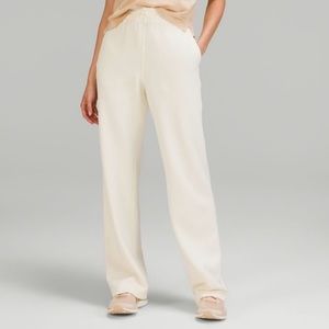 Softstreme High-Rise Pant